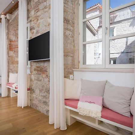 That Place Studio Apartment Trogir Exterior foto